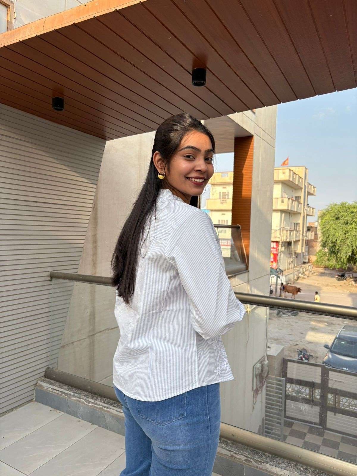 Cotton embroidered stripe shirt