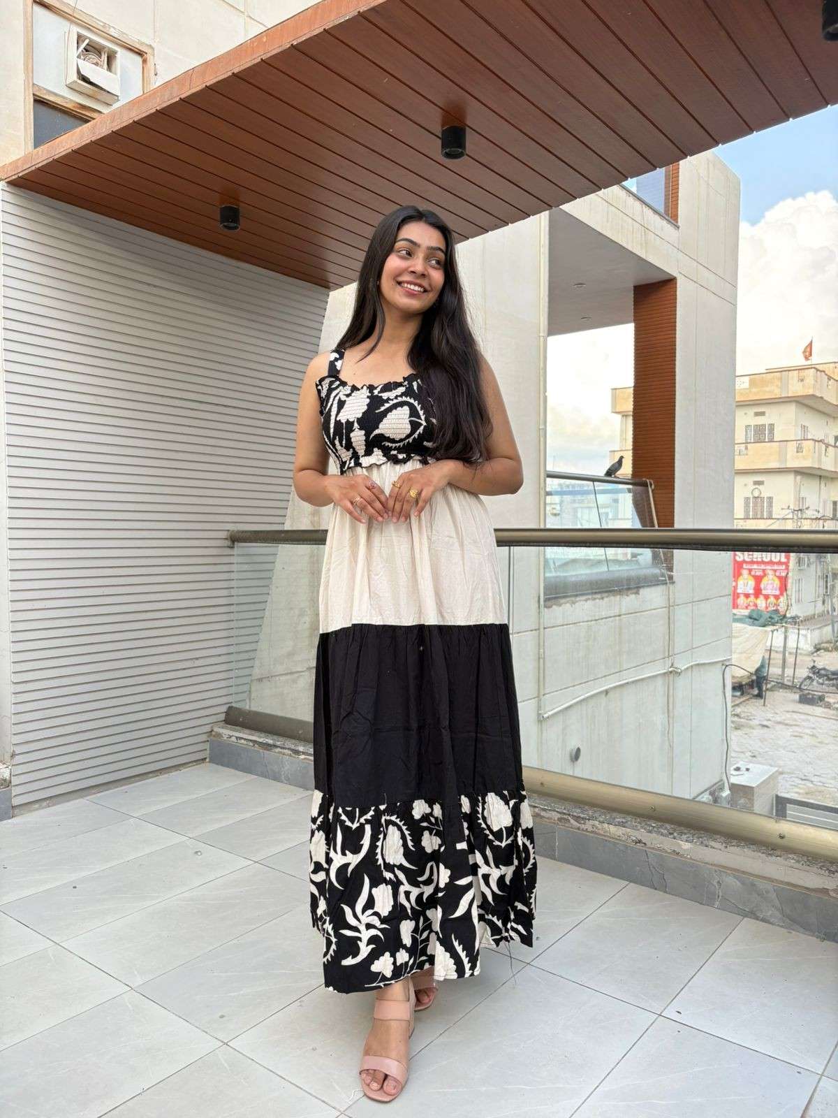 Cotton printed strap gown