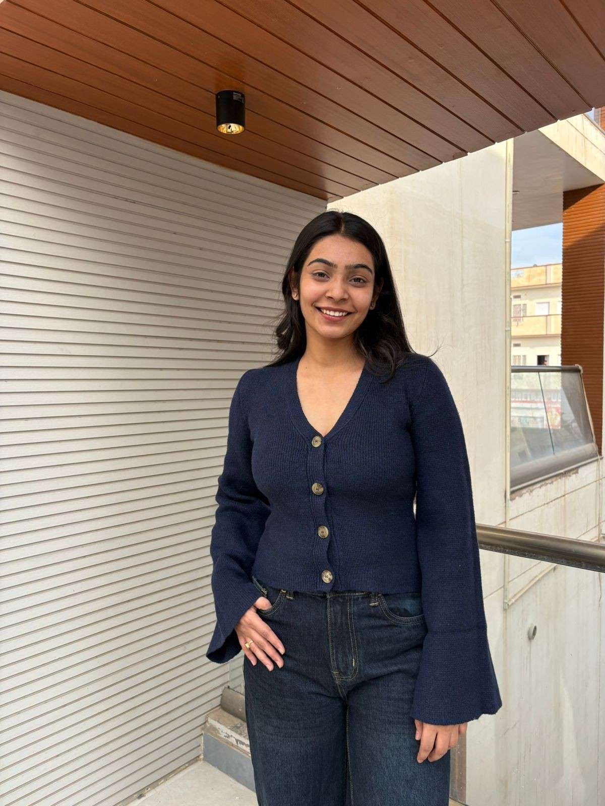 Woolen bell sleeves top