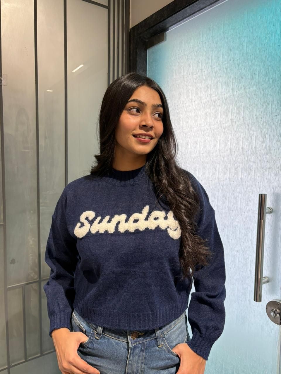 Woolen crop pullover