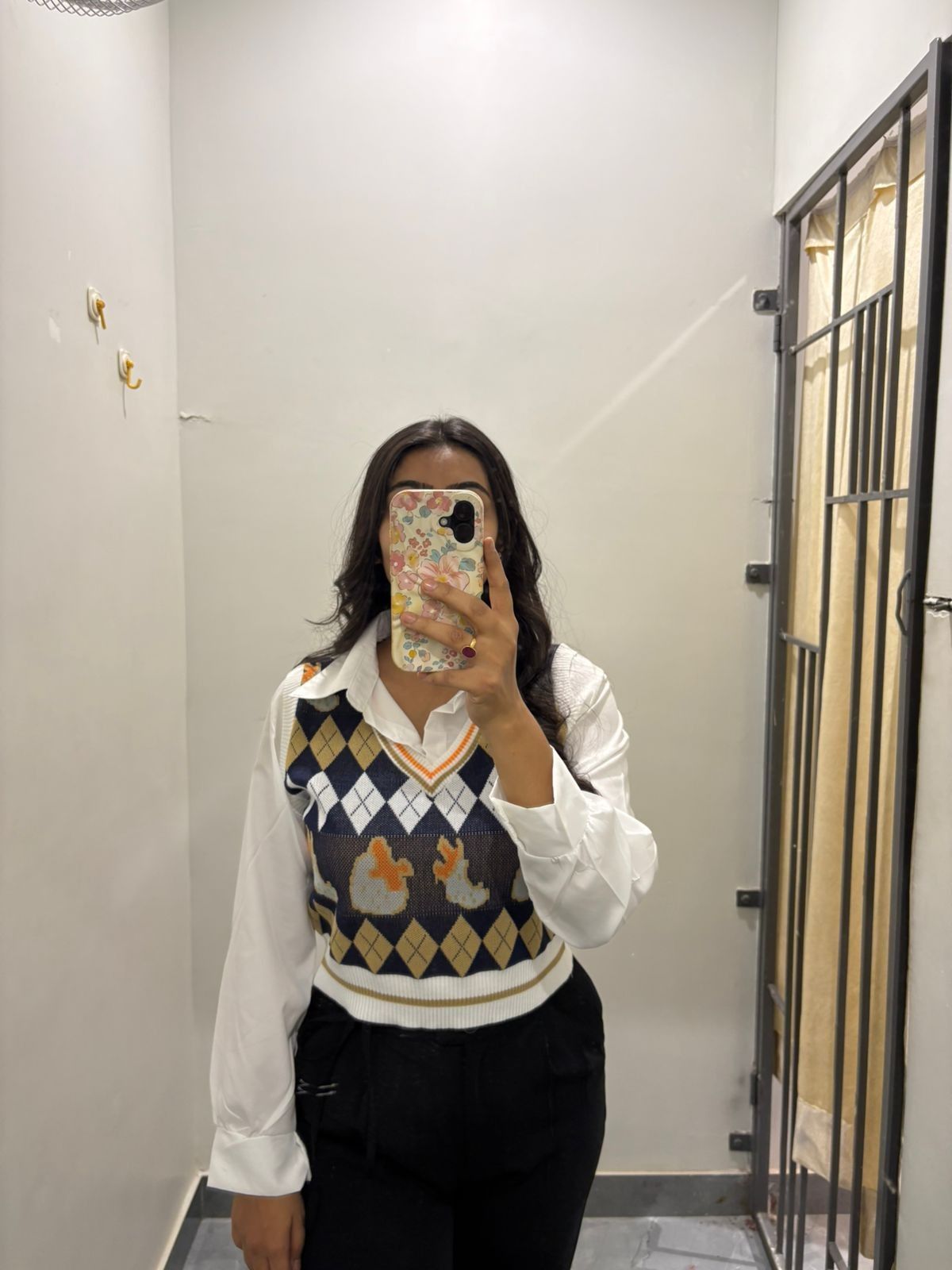 Collared knitted vest top