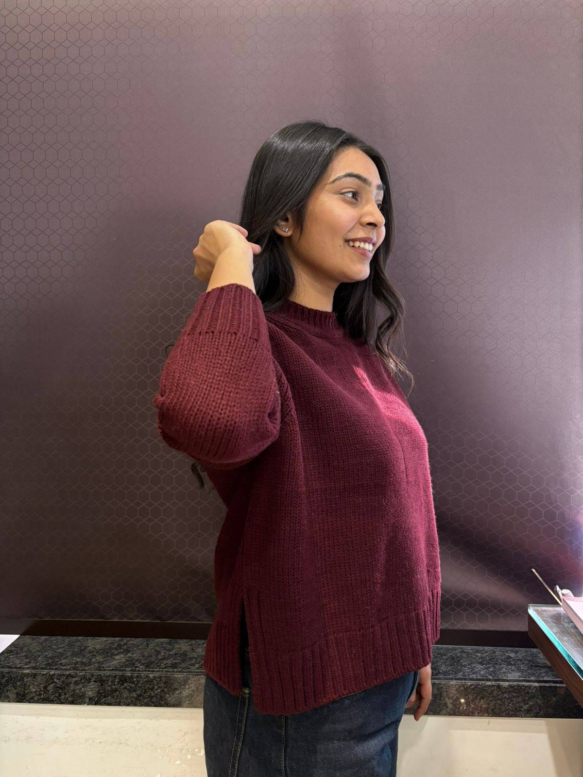 Maroon solid side cut pullover