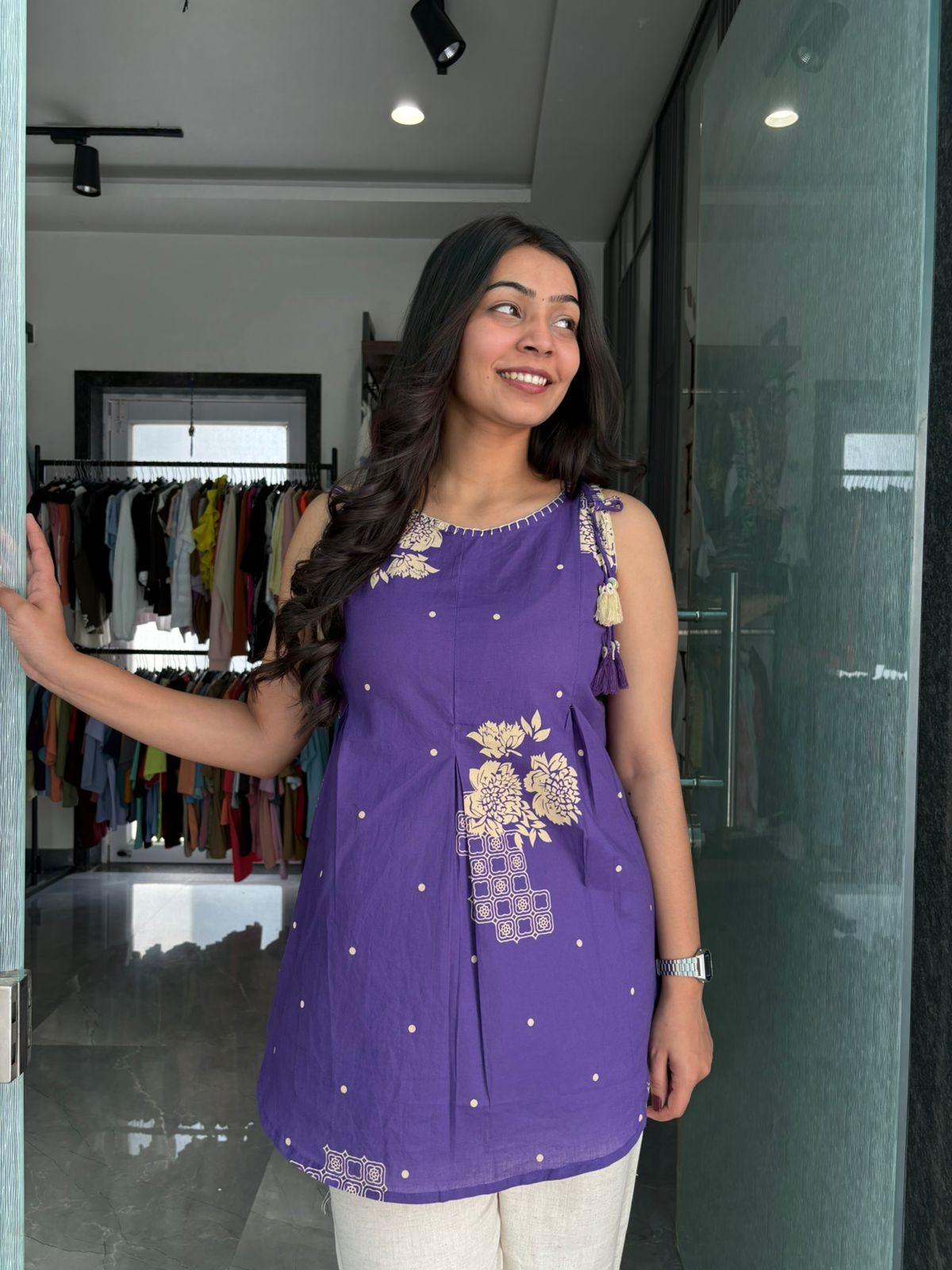 Sleevelesss Cotton Tunic