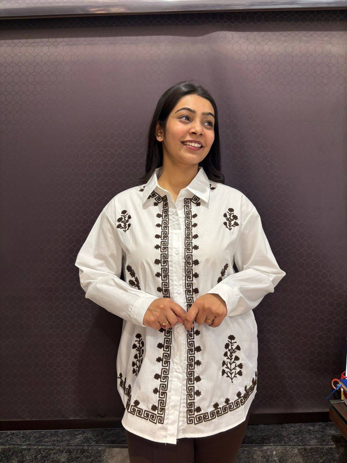 Embroiderd Baggy Cotton shirt