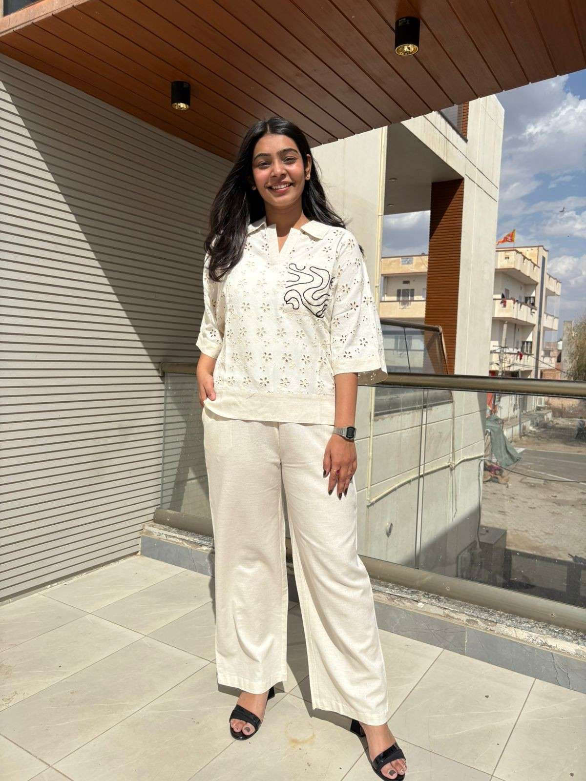 Cutwork Crop Coordset