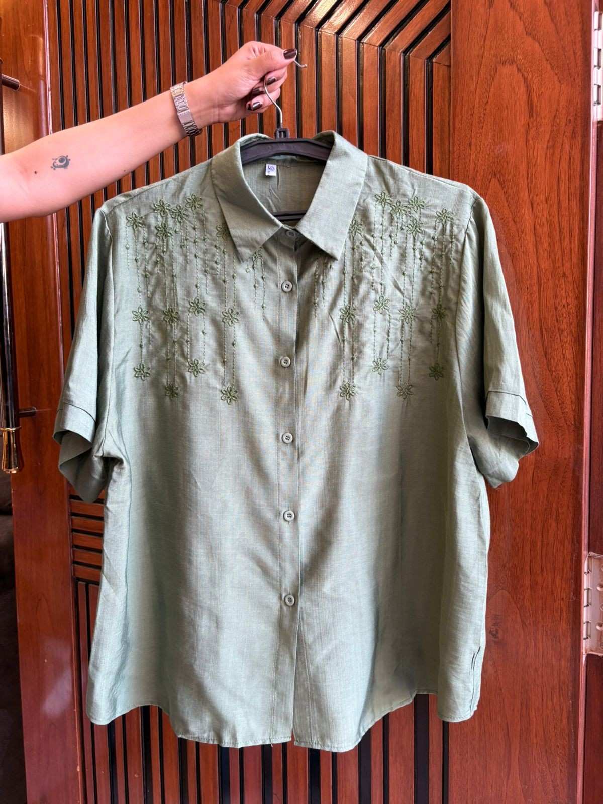 Embroidered Baggy Shirt