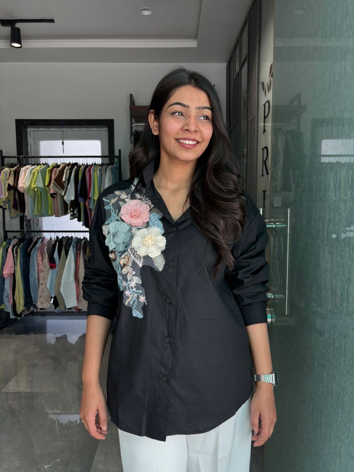 Flower Patch Solid shirt