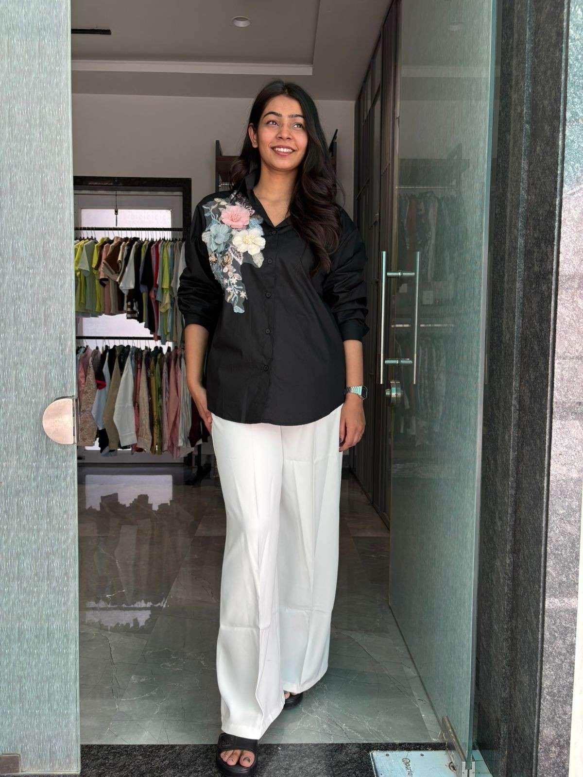 Flower Patch Solid shirt