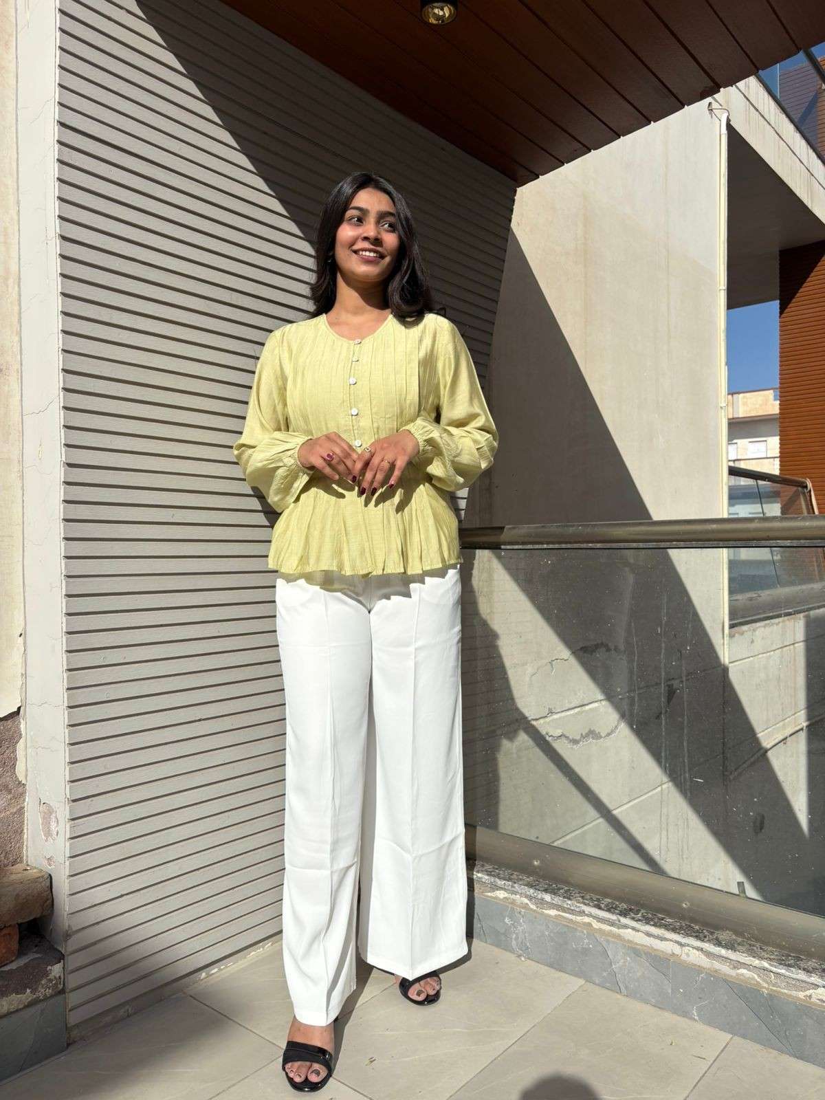 Peplum Solid pleated top