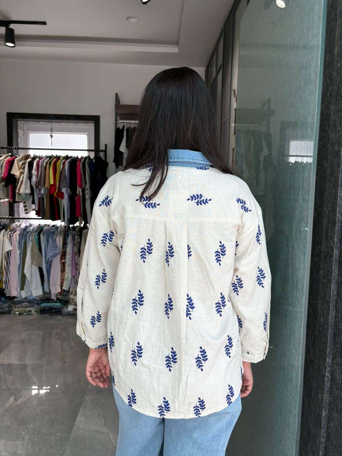 Embroidered linen Denim collar shirt