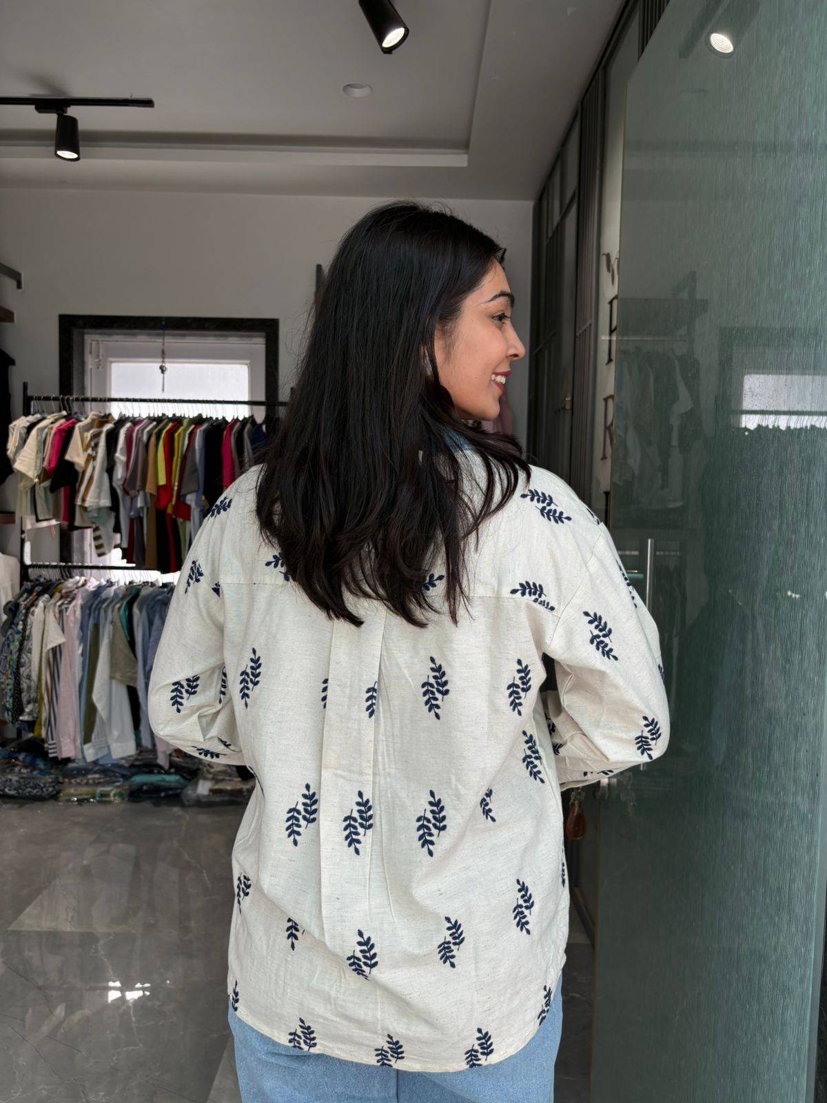 Embroidered linen Denim collar shirt