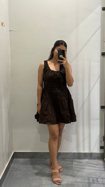 Smocking brown cotton dress
