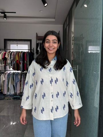 Embroidered linen Denim collar shirt