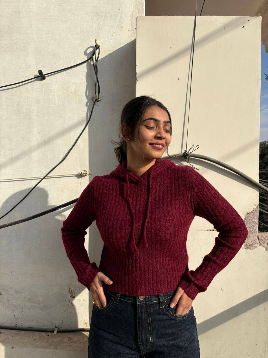 Woolen short hoodie