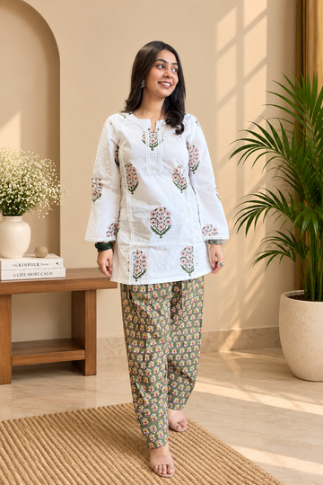Mishri Nakhrali Farshi Set
