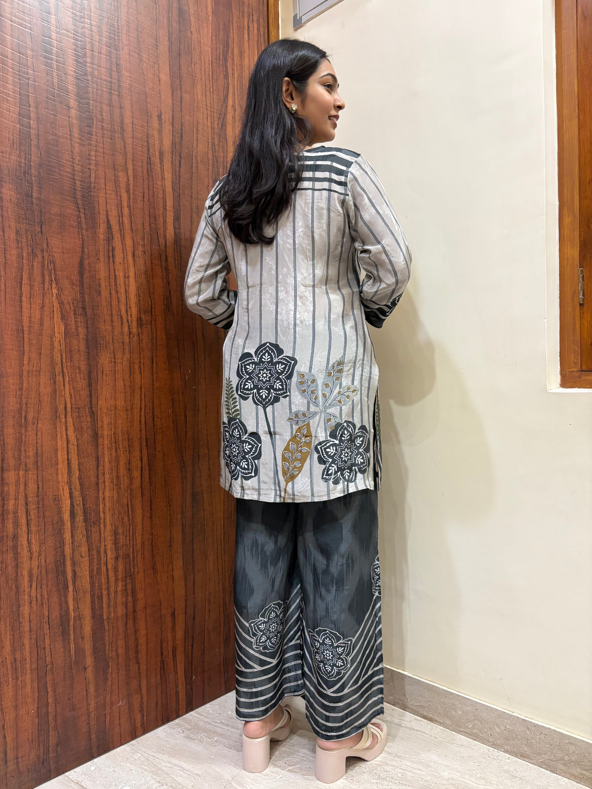 Luna Crepe Coord Set- Grey