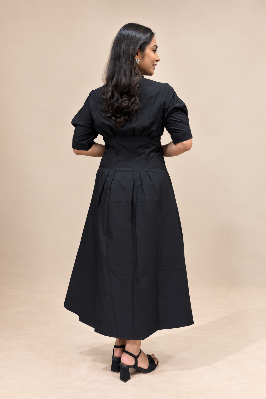 Evara Pleated Dress- Black