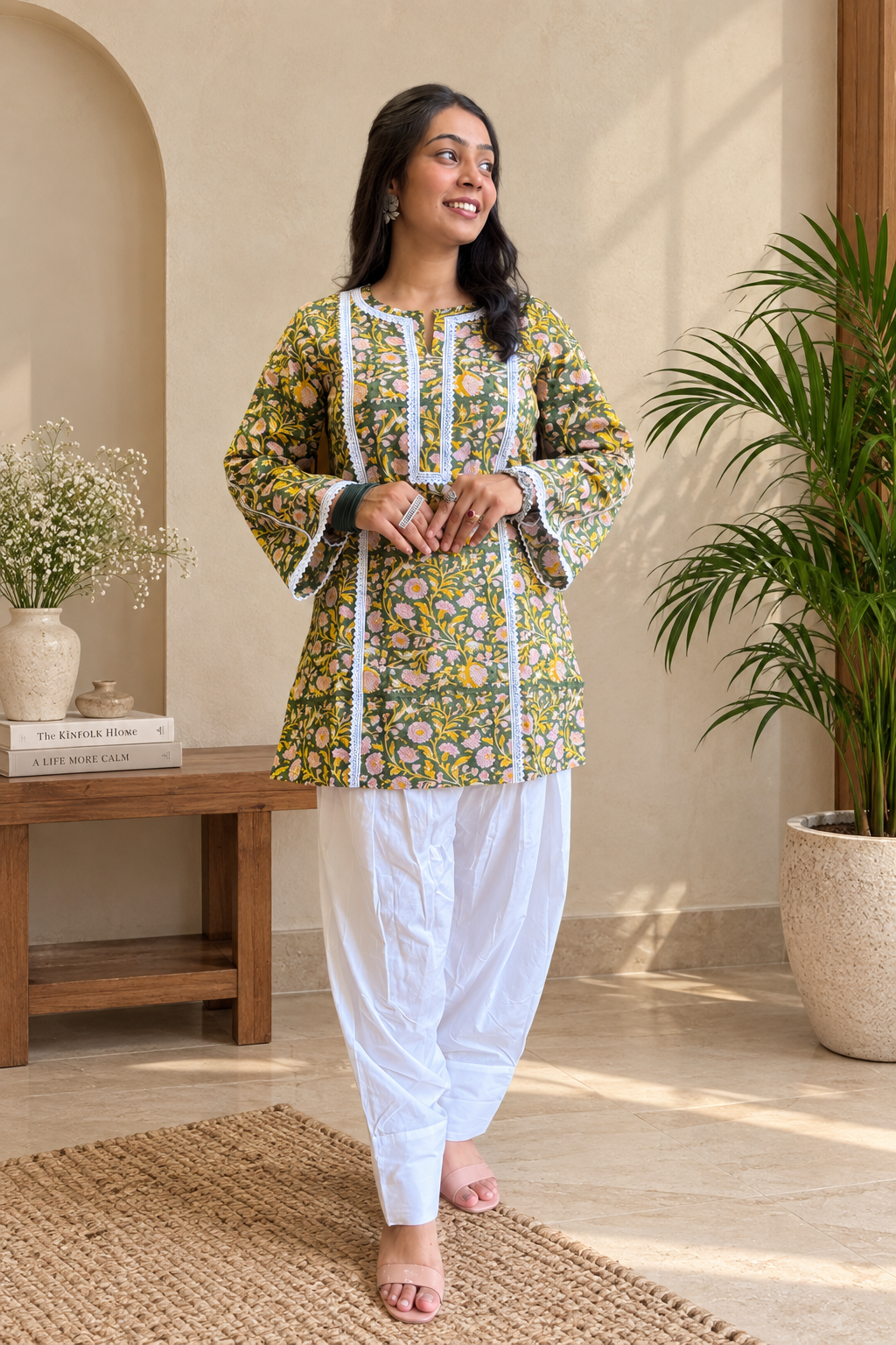 Mira Nakhrali Farshi Set